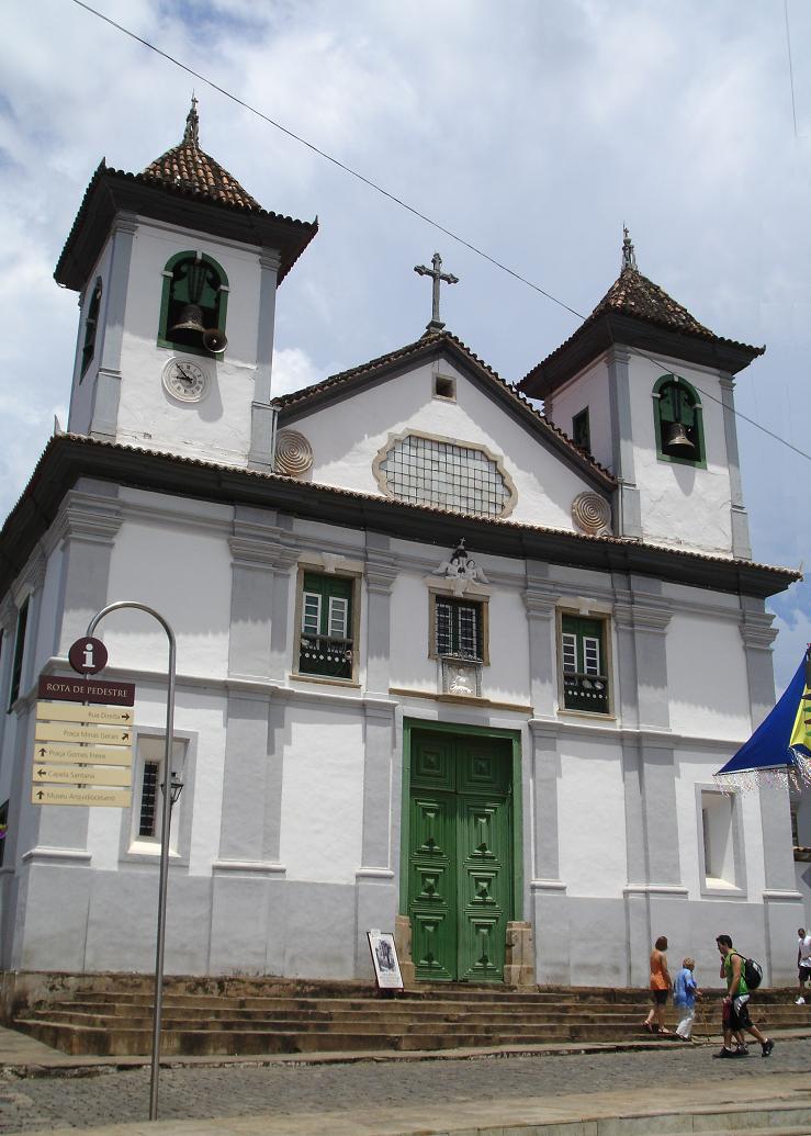 File:Praça da Sé - Mariana, MG.jpg - Wikimedia Commons