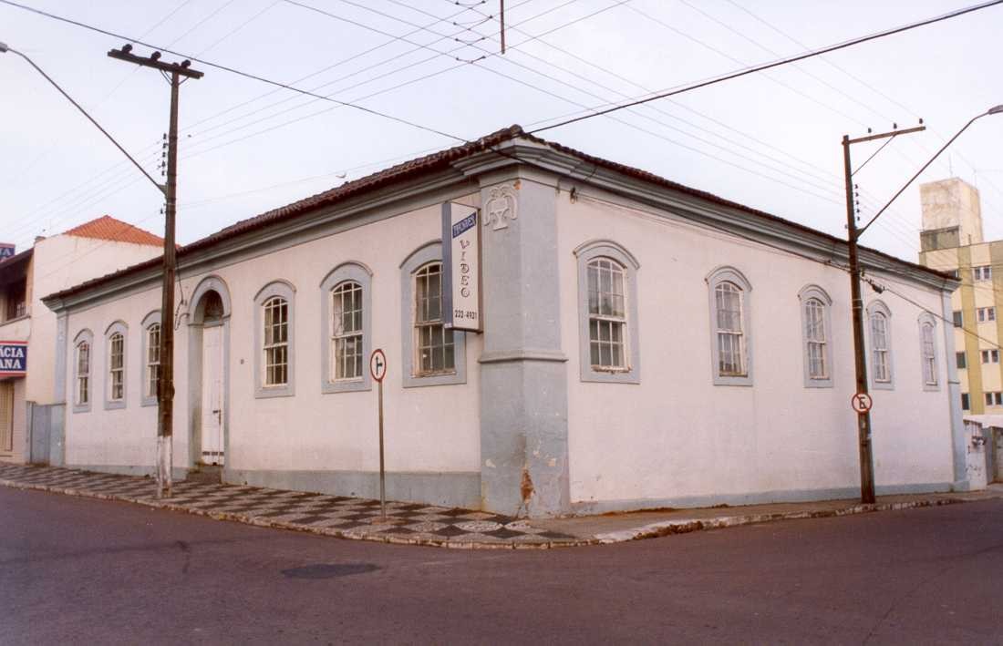 Castro - PR - Casa do Construtor